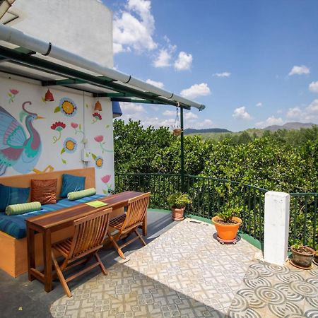 Chrissie'S Hotel Thekkady Exterior foto